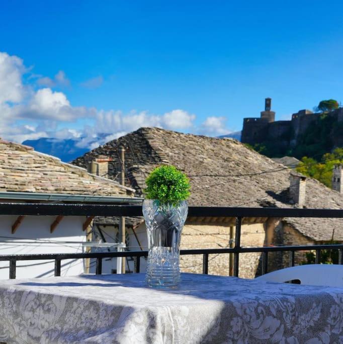 Emblematic House 3 Apartment Gjirokaster Bagian luar foto
