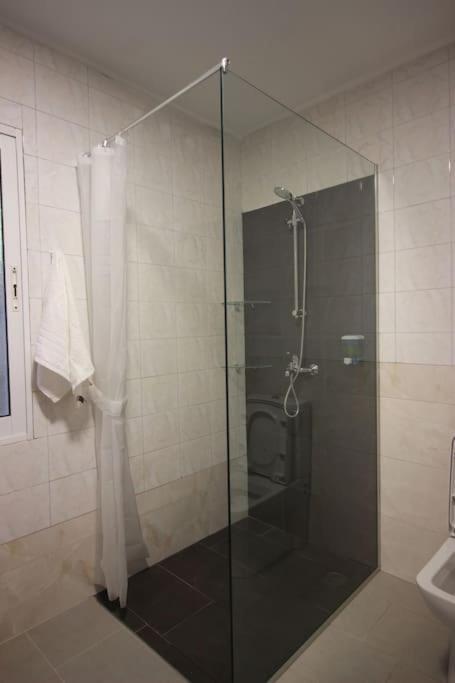 Emblematic House 3 Apartment Gjirokaster Bagian luar foto