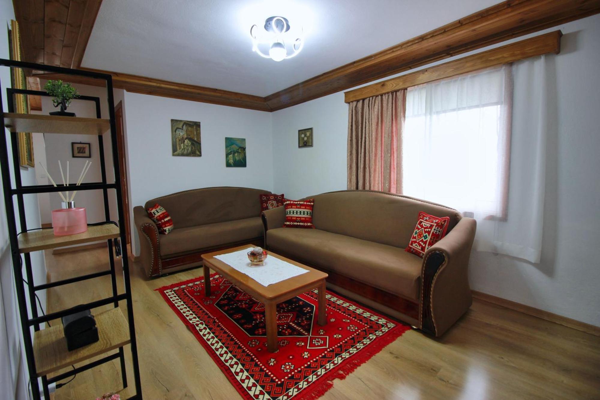 Emblematic House 3 Apartment Gjirokaster Bagian luar foto